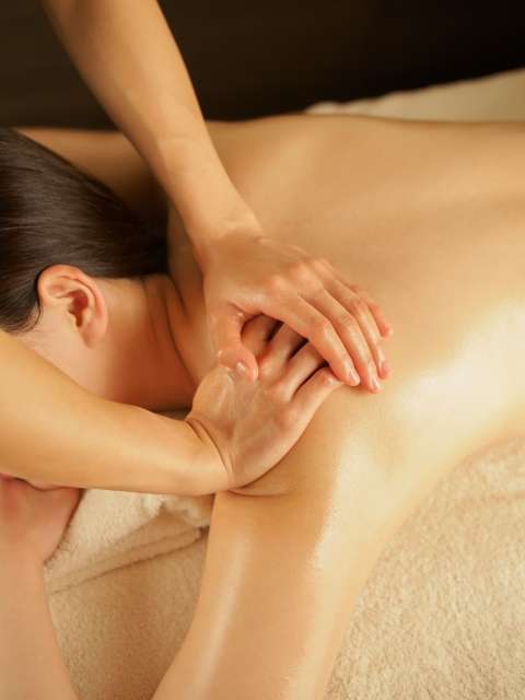 季節の変わり目に体調を崩しやすい人のためのアロマケア